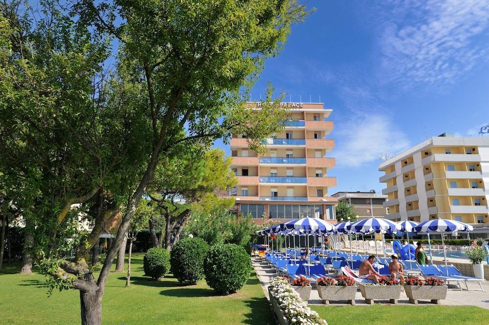 Hotel Palace Bibione Luaran gambar