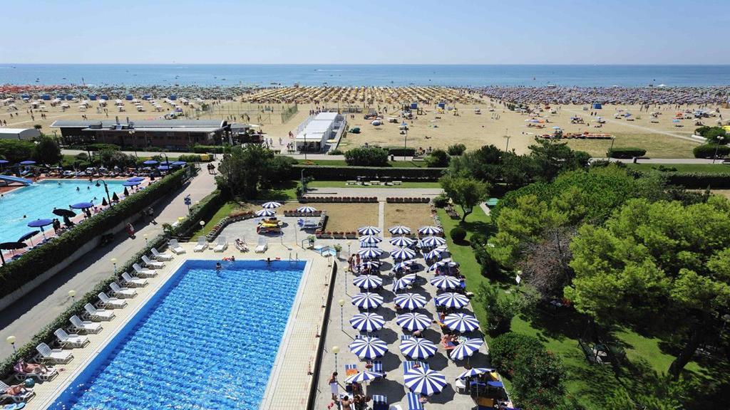 Hotel Palace Bibione Luaran gambar